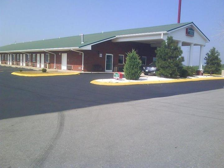 Deerfield Inn And Suites Steele Extérieur photo