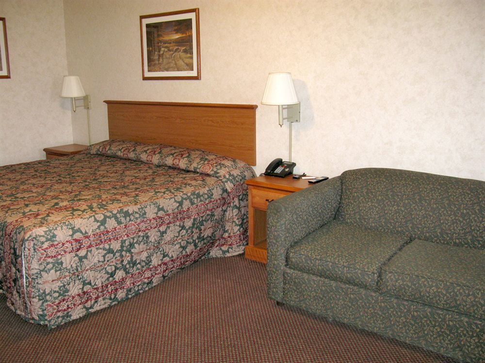 Deerfield Inn And Suites Steele Extérieur photo